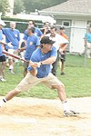 Stewart Lane at the Artist and Writer's Annual Softball game in Easthampton on 8-21-04.  photo by Rob Rich copyright 2004 516-676-3939  robwayne1@aol.com