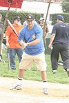 Stewart Lane at the Artist and Writer's Annual Softball game in Easthampton on 8-21-04.  photo by Rob Rich copyright 2004 516-676-3939  robwayne1@aol.com