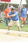 Stewart Lane at the Artist and Writer's Annual Softball game in Easthampton on 8-21-04.  photo by Rob Rich copyright 2004 516-676-3939  robwayne1@aol.com